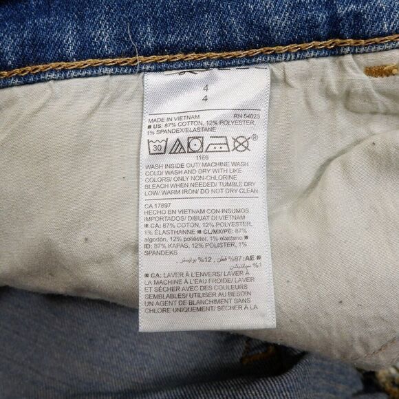 Old Navy Boyfriend Straight Shorts Size 4 Womens Acid Wash Blue Measures W30 - Picture 4 of 5